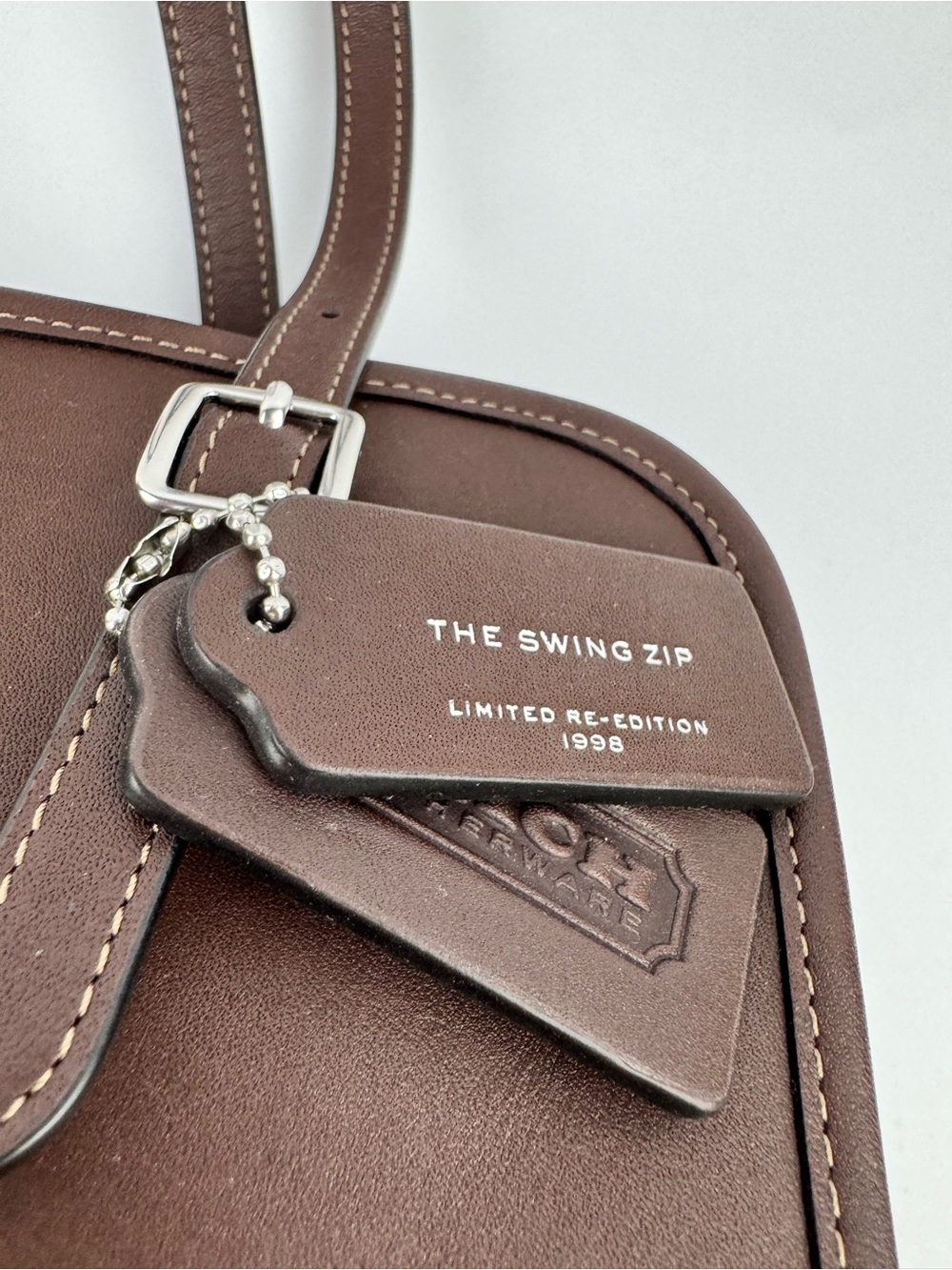 Coach Swing Zip Mahogany Brown Leather Shoulder Bag Re-Edition CM565 - Picture 7 of 9